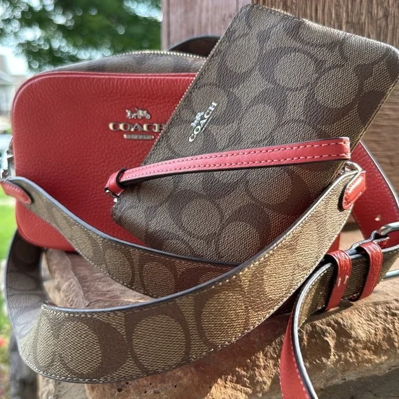 Coach Coral and Brown Women's Bag Set - Picture 3 of 16